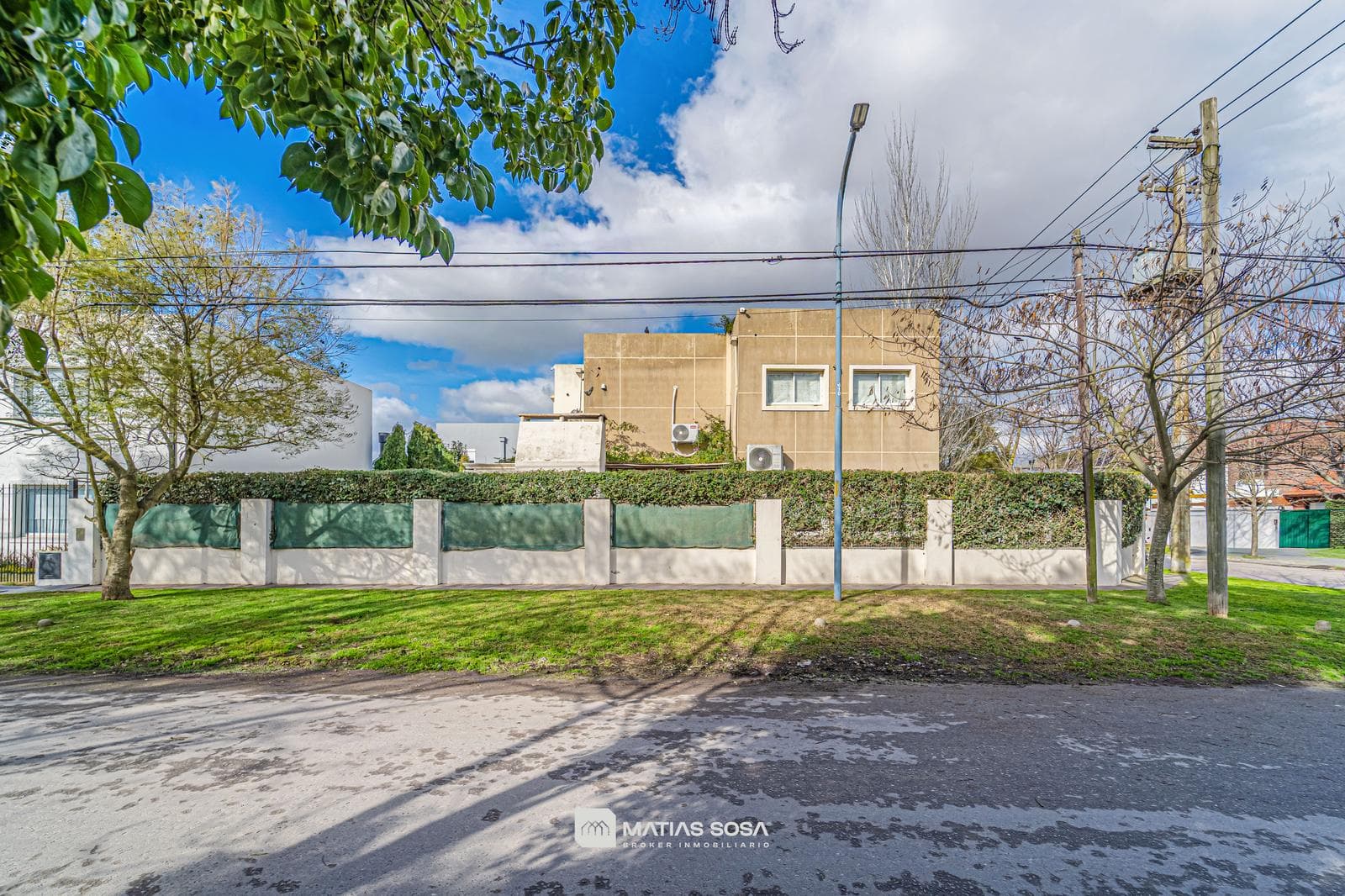 House - Rationalist Style - Los Pinares - Mar del Plata - Pool - Garden - Outdoor Dining Area - Grill