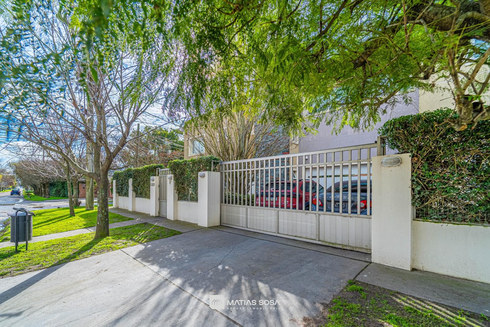House - Rationalist Style - Los Pinares - Mar del Plata - Pool - Garden - Outdoor Dining Area - Grill