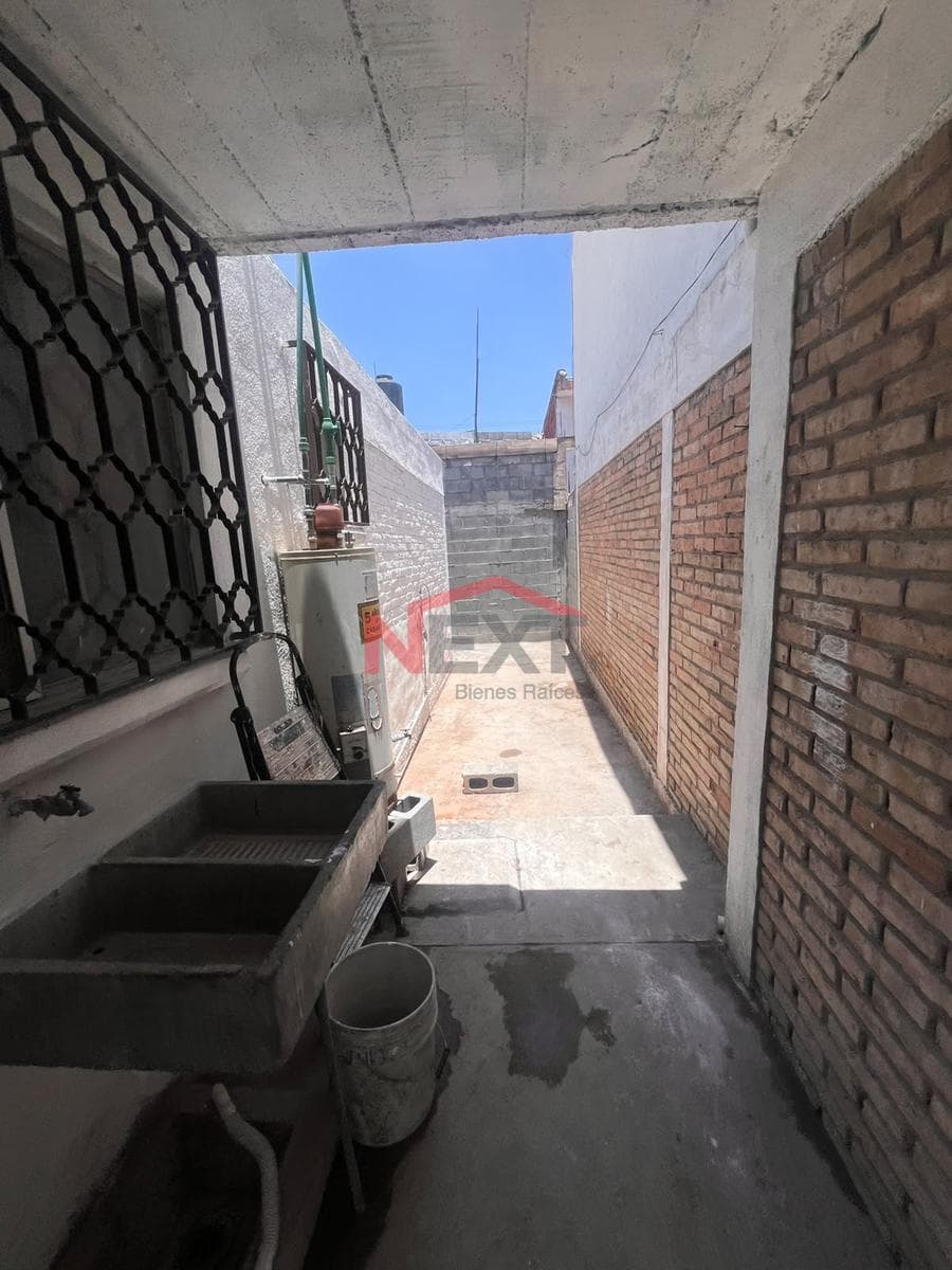 House for Sale in Brisas Oriente, 1-Story
