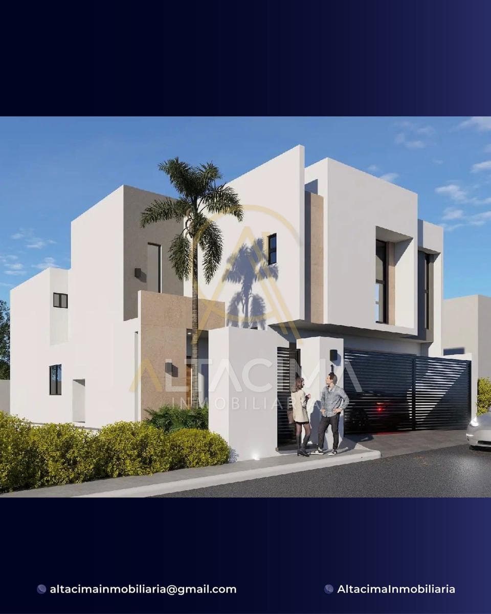 House in Universidad Sur