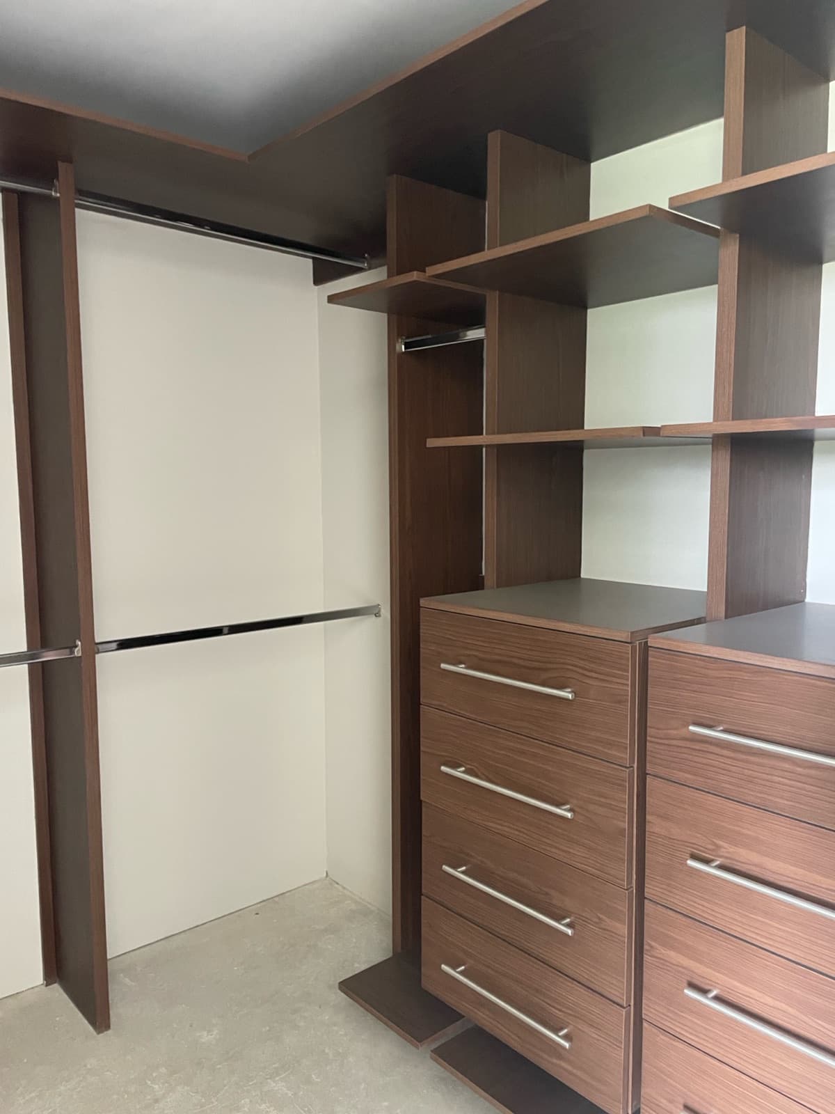 Apartment - Esmeralda Area