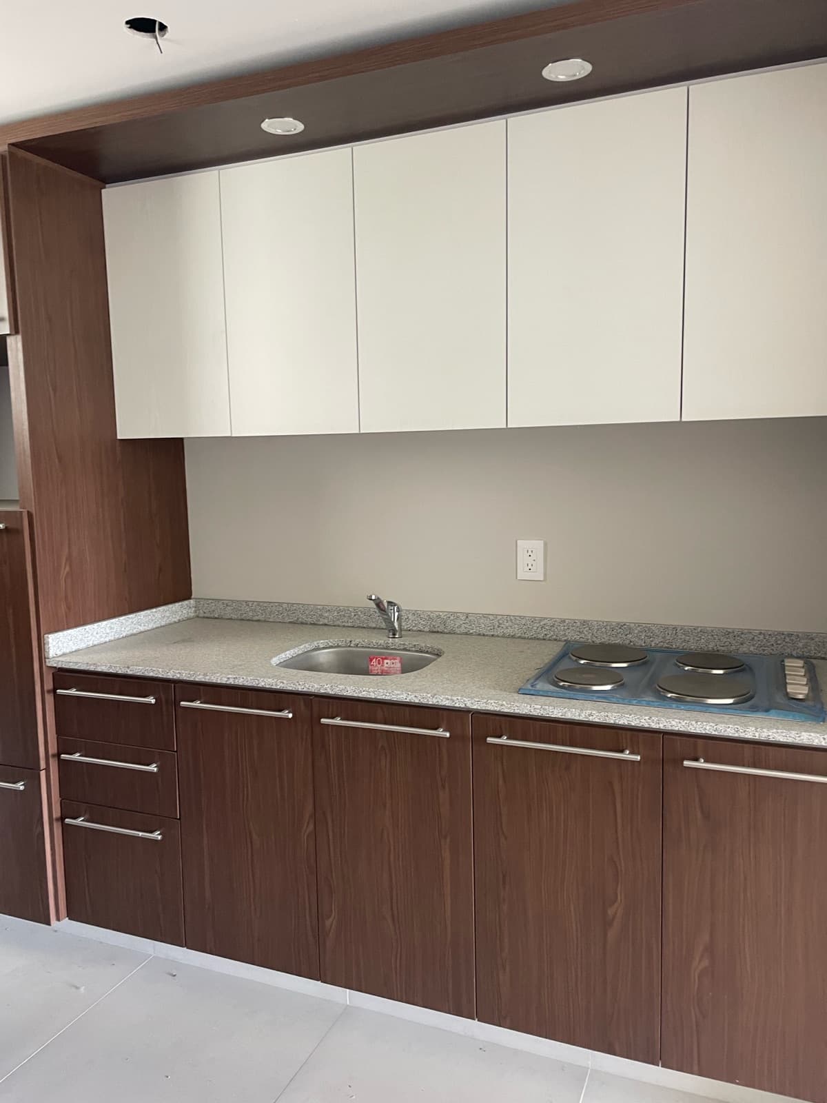 Apartment - Esmeralda Area