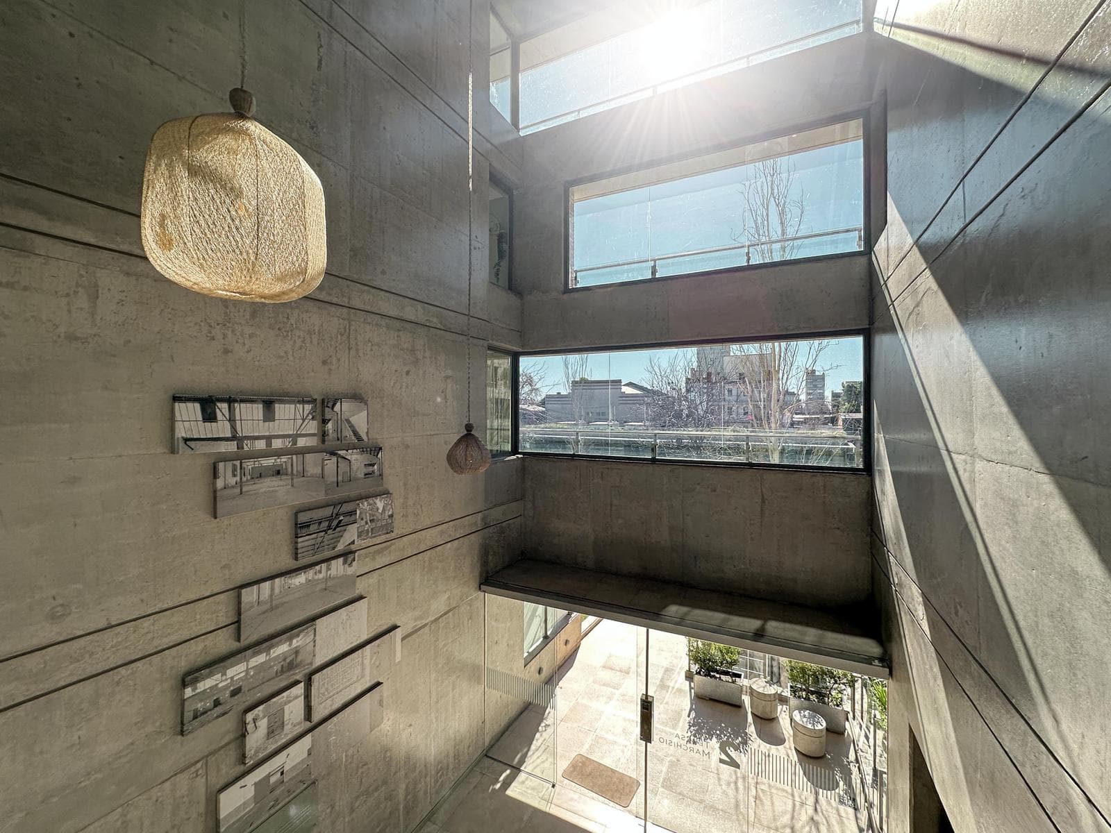 2-bedroom, 2-bathroom apartment with radiators and amenities at Condos Refinerias