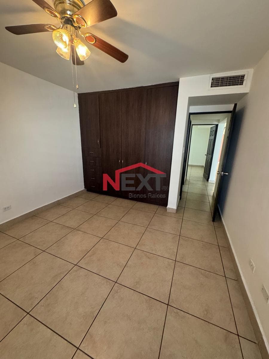 HOUSE FOR RENT IN THE VALLE GRANDE NEIGHBORHOOD