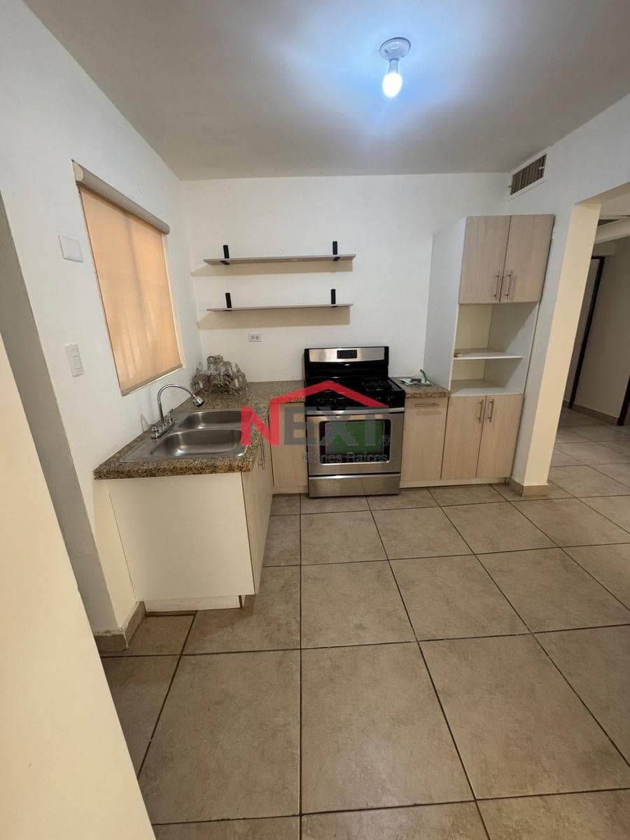 HOUSE FOR RENT IN THE VALLE GRANDE NEIGHBORHOOD