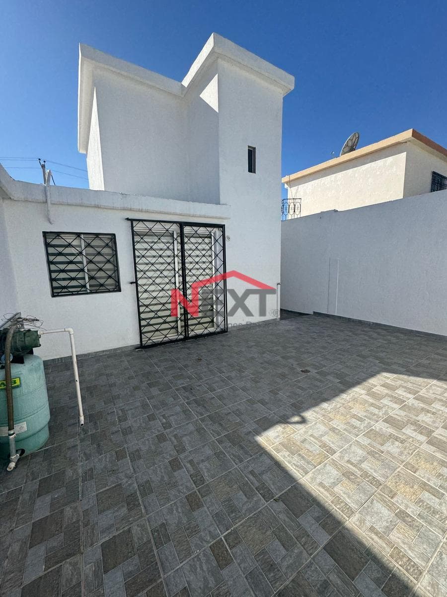 HOUSE FOR RENT IN THE VALLE GRANDE NEIGHBORHOOD