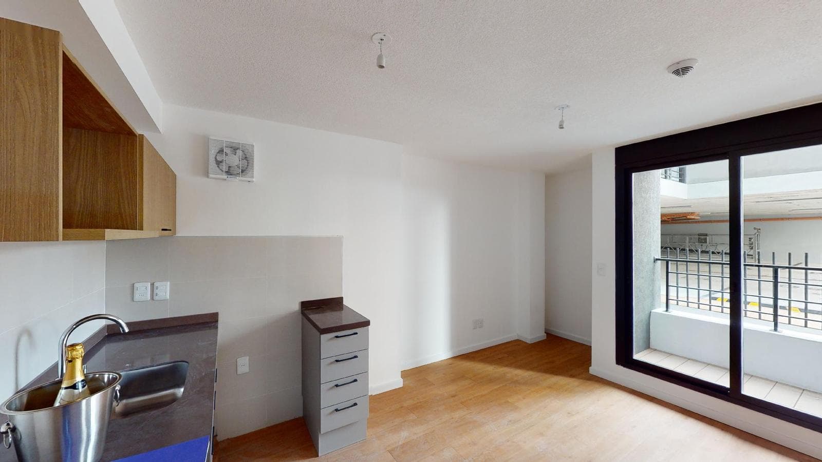 Ventura Boulevard, Apartment 104, 1 Bedroom