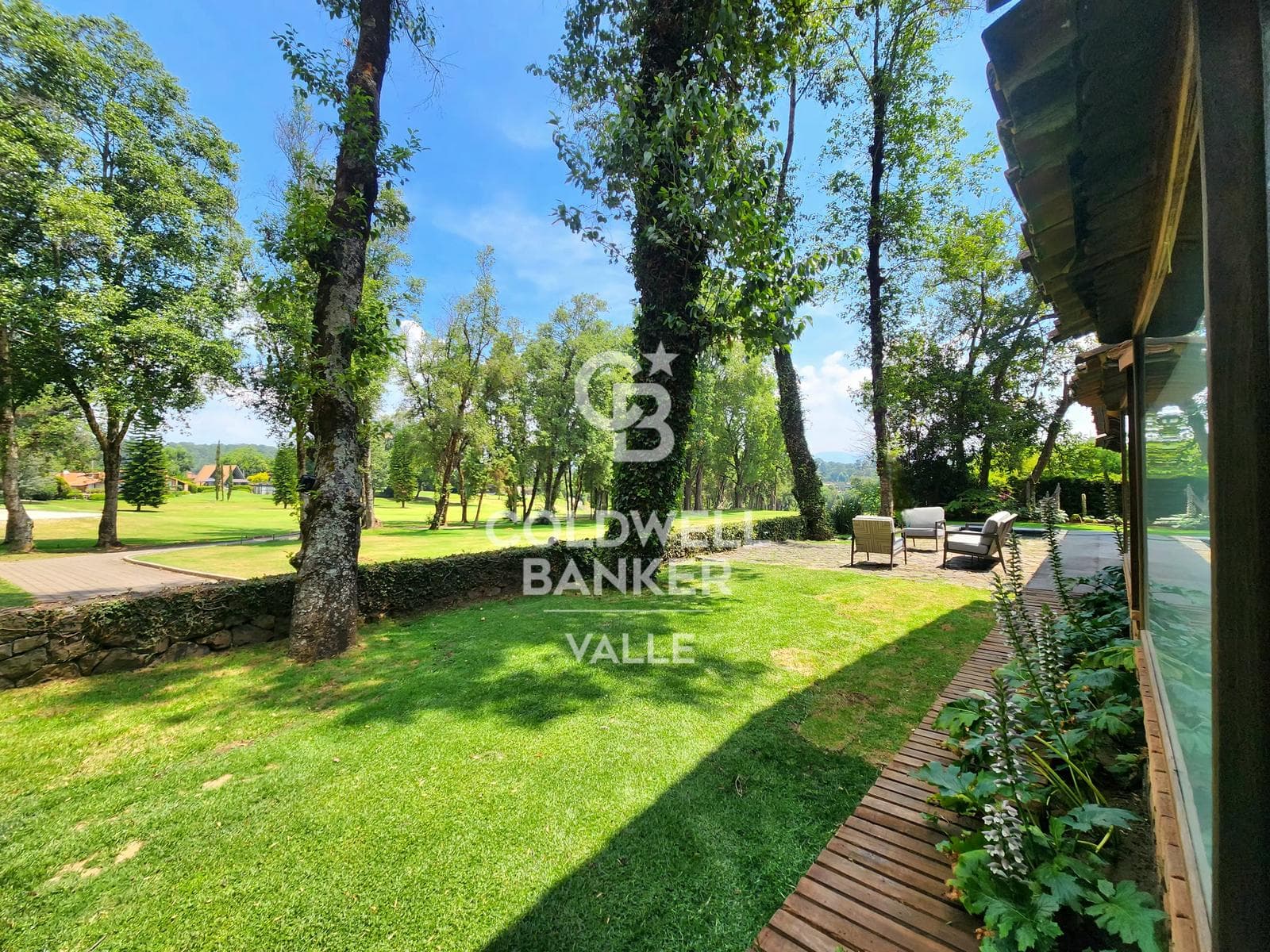 House for Sale, within the Avándaro Golf Club