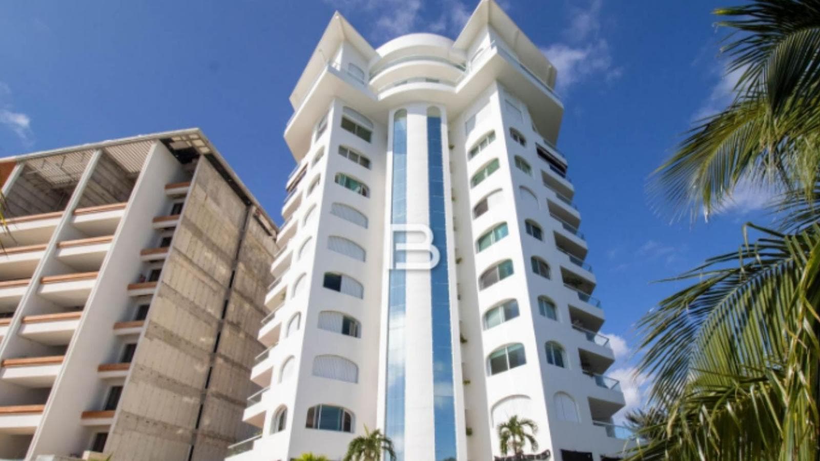Apartment in the Hotel Zone