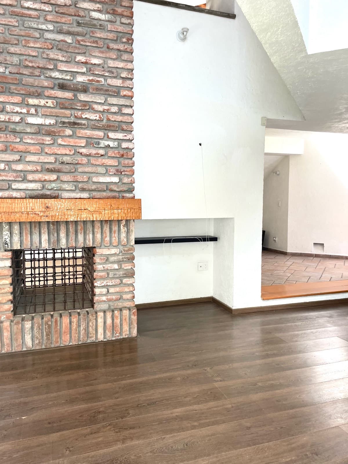 House for Sale in Loma de Vallescondido, Esmeralda Area, Atizapán de Zaragoza
