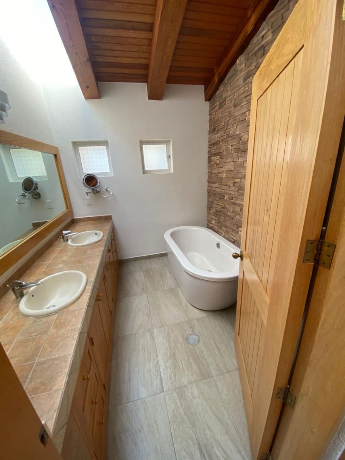 House for Sale in Loma de Vallescondido, Esmeralda Area, Atizapán de Zaragoza