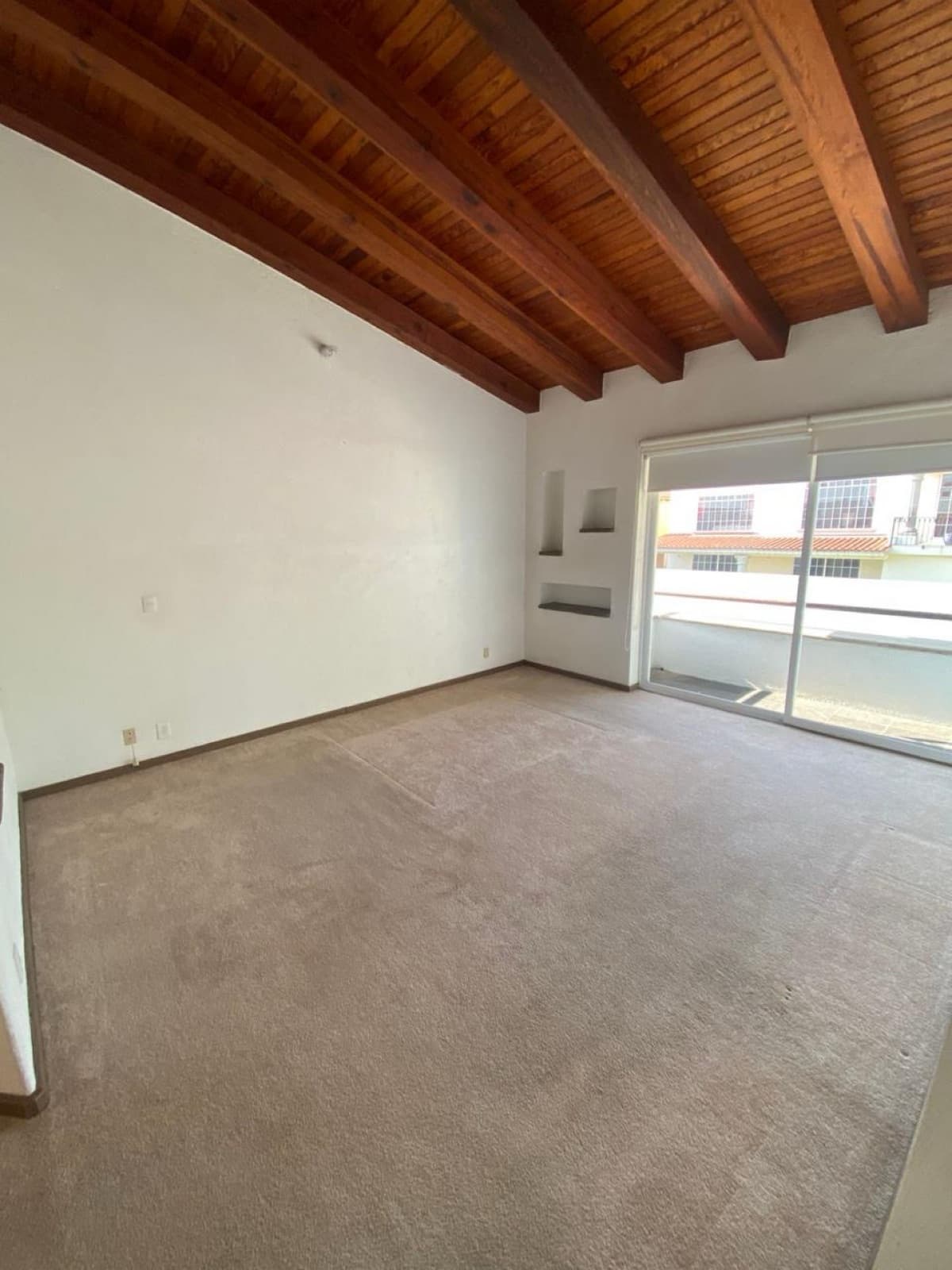 House for Sale in Loma de Vallescondido, Esmeralda Area, Atizapán de Zaragoza