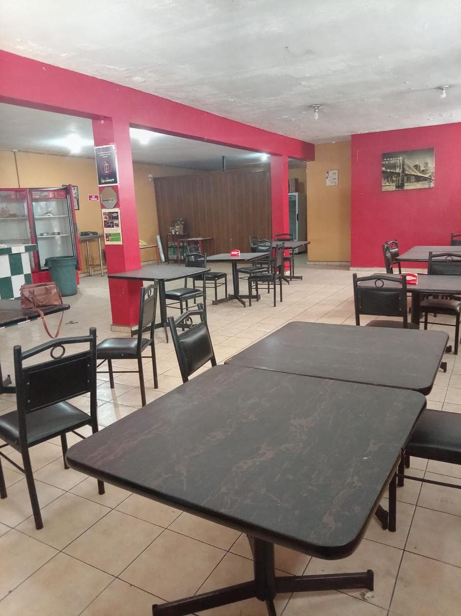 Commercial Space for Rent on Paseo de los Leones Avenue, Monterrey, N.L.
