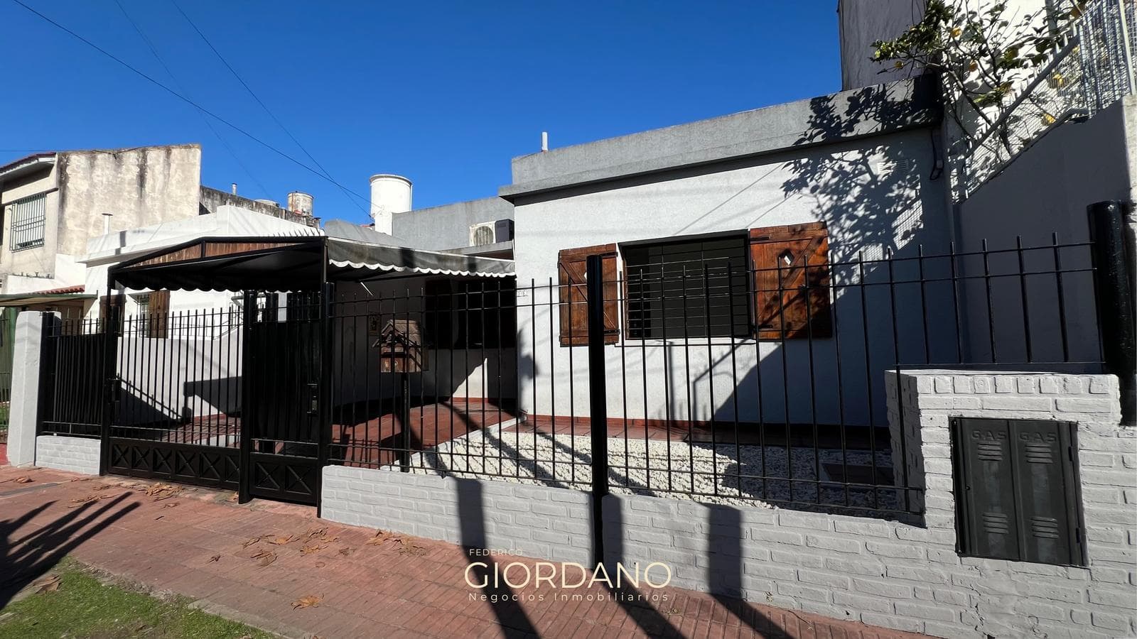 3-Room House for Sale in Quilmes Oeste