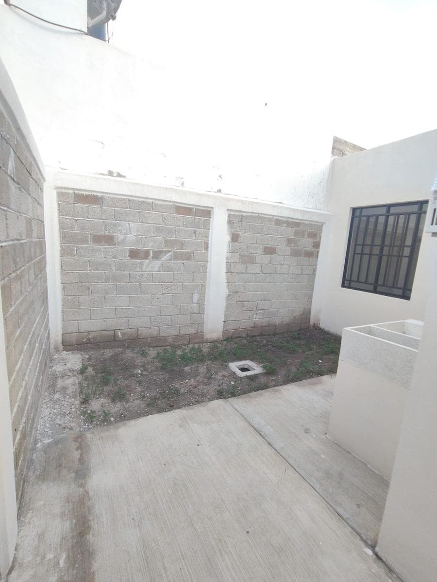Last House for Sale: Orquidea Model, Puerta del Valle