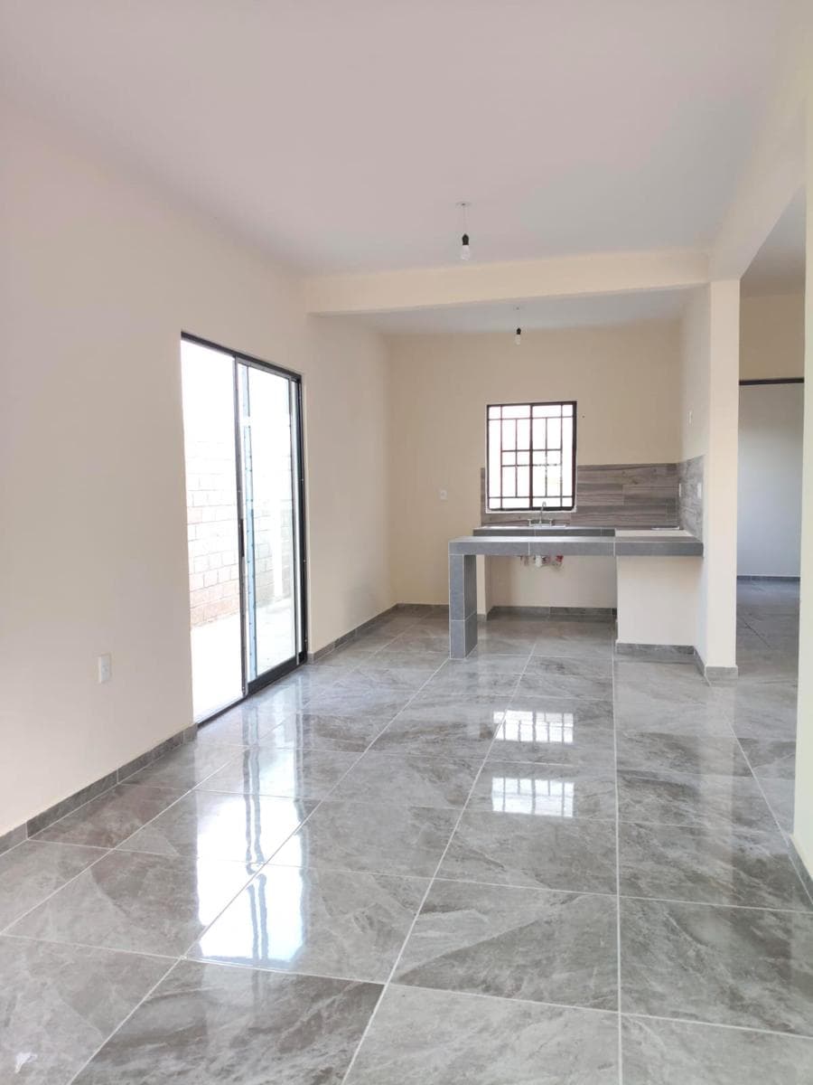 Last House for Sale: Orquidea Model, Puerta del Valle