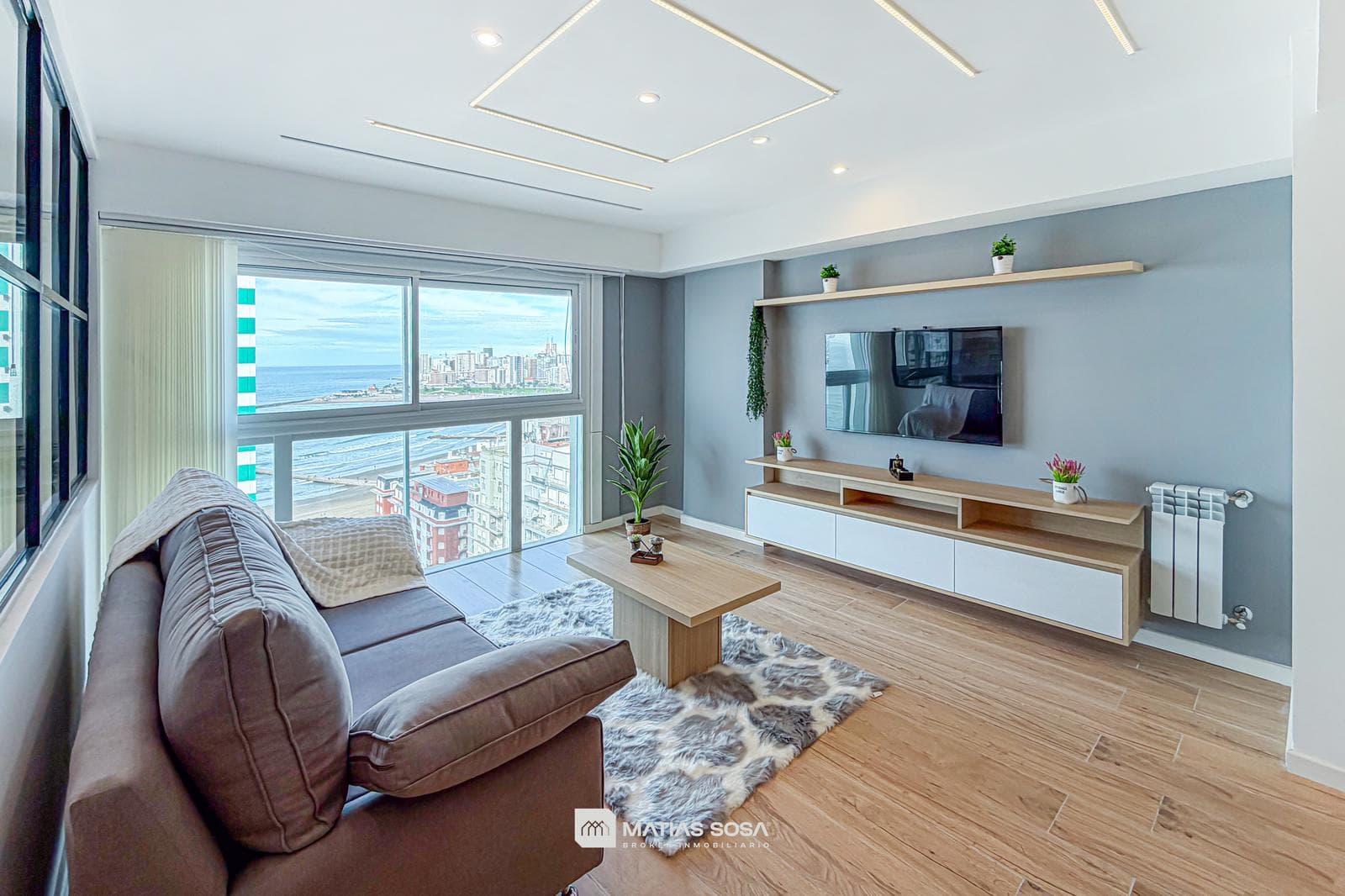 For Sale - 3-room apartment - Ocean view - Renovated - Downtown