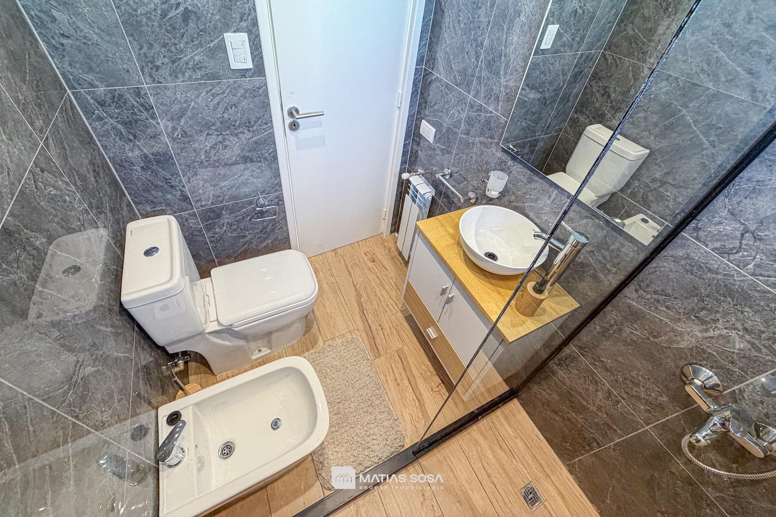For Sale - 3-room apartment - Ocean view - Renovated - Downtown