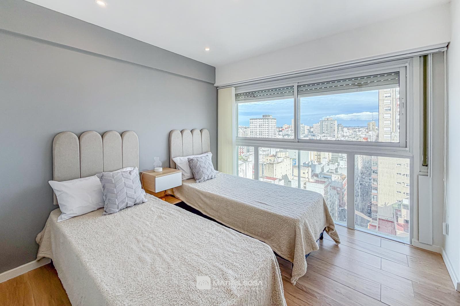 For Sale - 3-room apartment - Ocean view - Renovated - Downtown