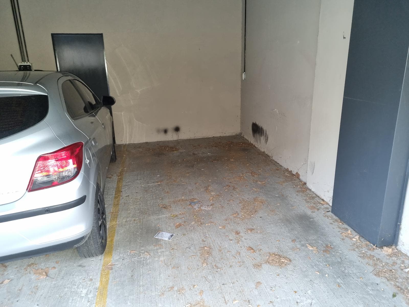 Covered, attached garage. Villa Urquiza