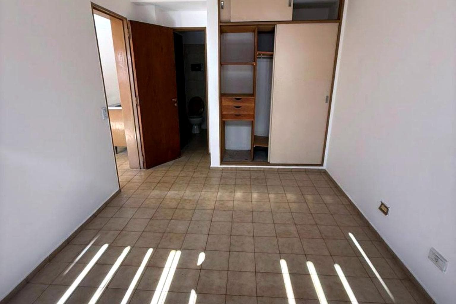1-Bedroom Apartment for Sale in Alberdi