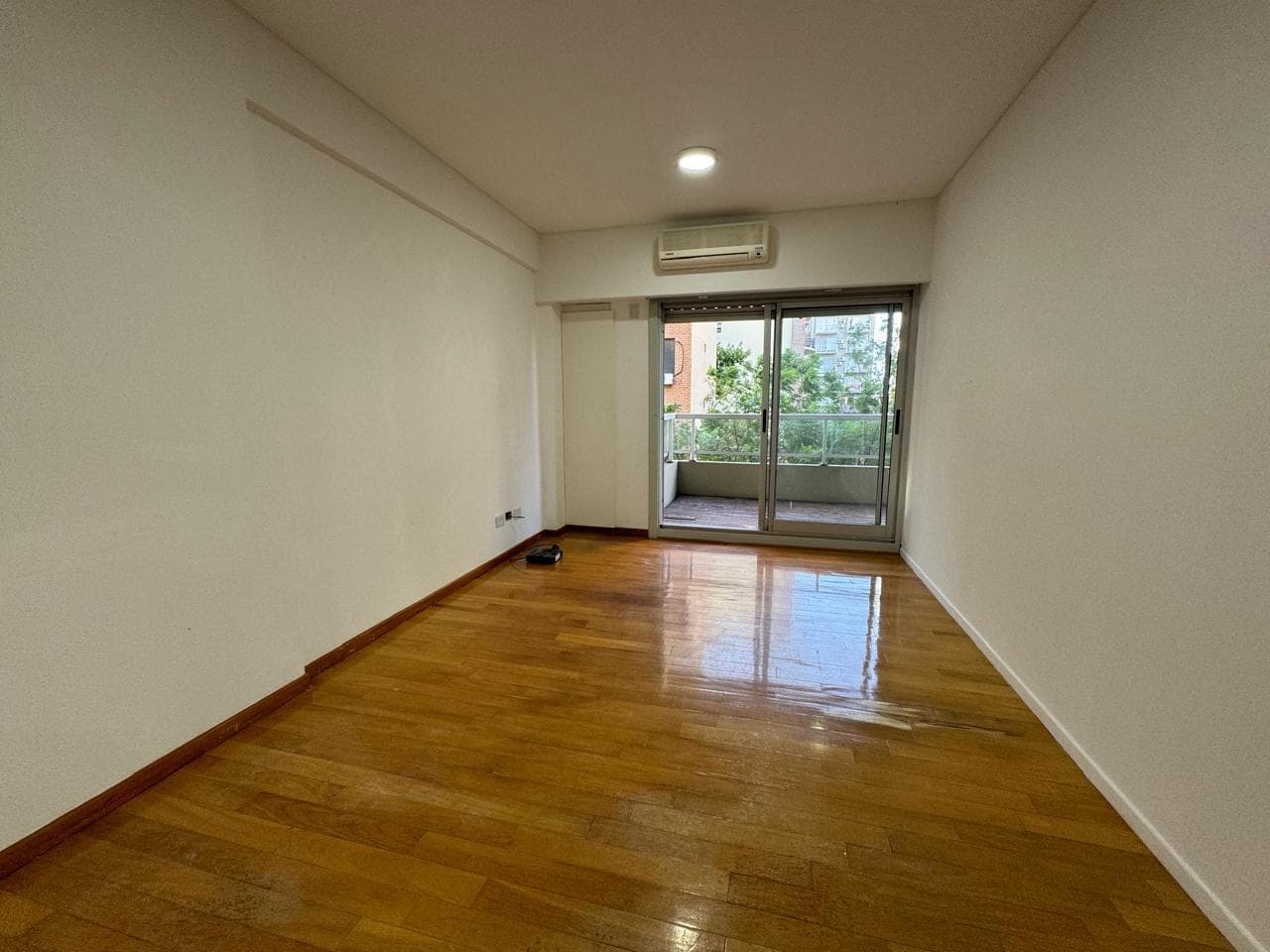 3-ROOM APARTMENT FOR RENT WITH BALCONY AND GARAGE IN NUÑEZ