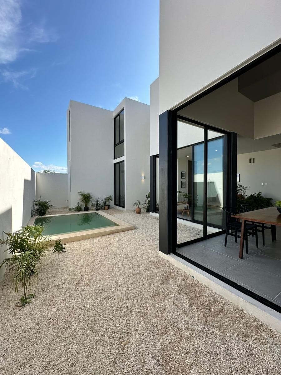 House for Sale in Real Montejo