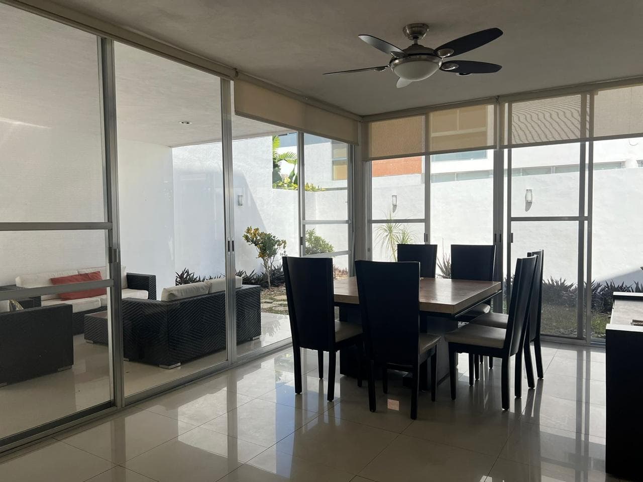 House in a GATED COMMUNITY north of Mérida, FURNISHED, ALTABRISA