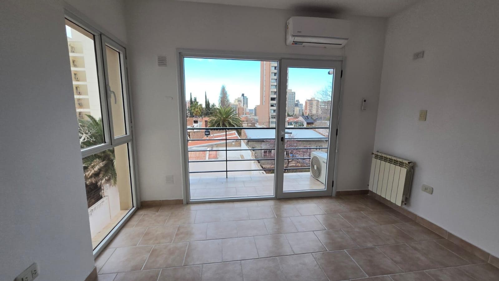 Bright apartment in the upper part of town