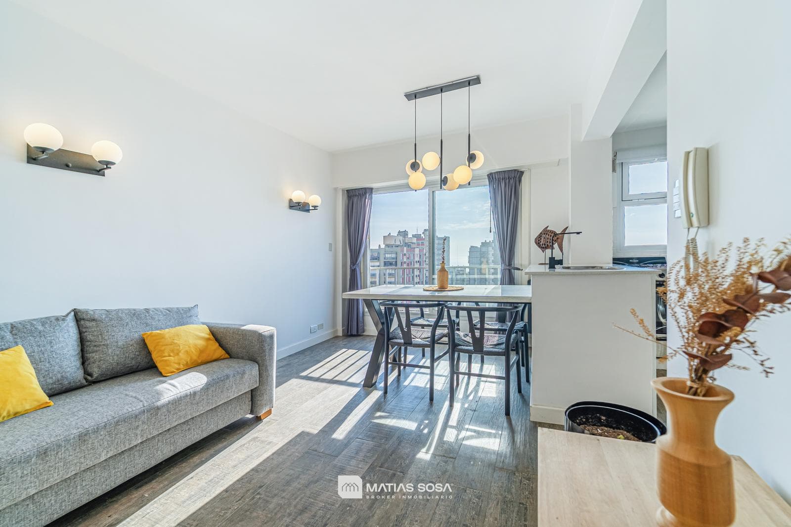 For Sale - 2-room apartment - Ocean view - Renovated