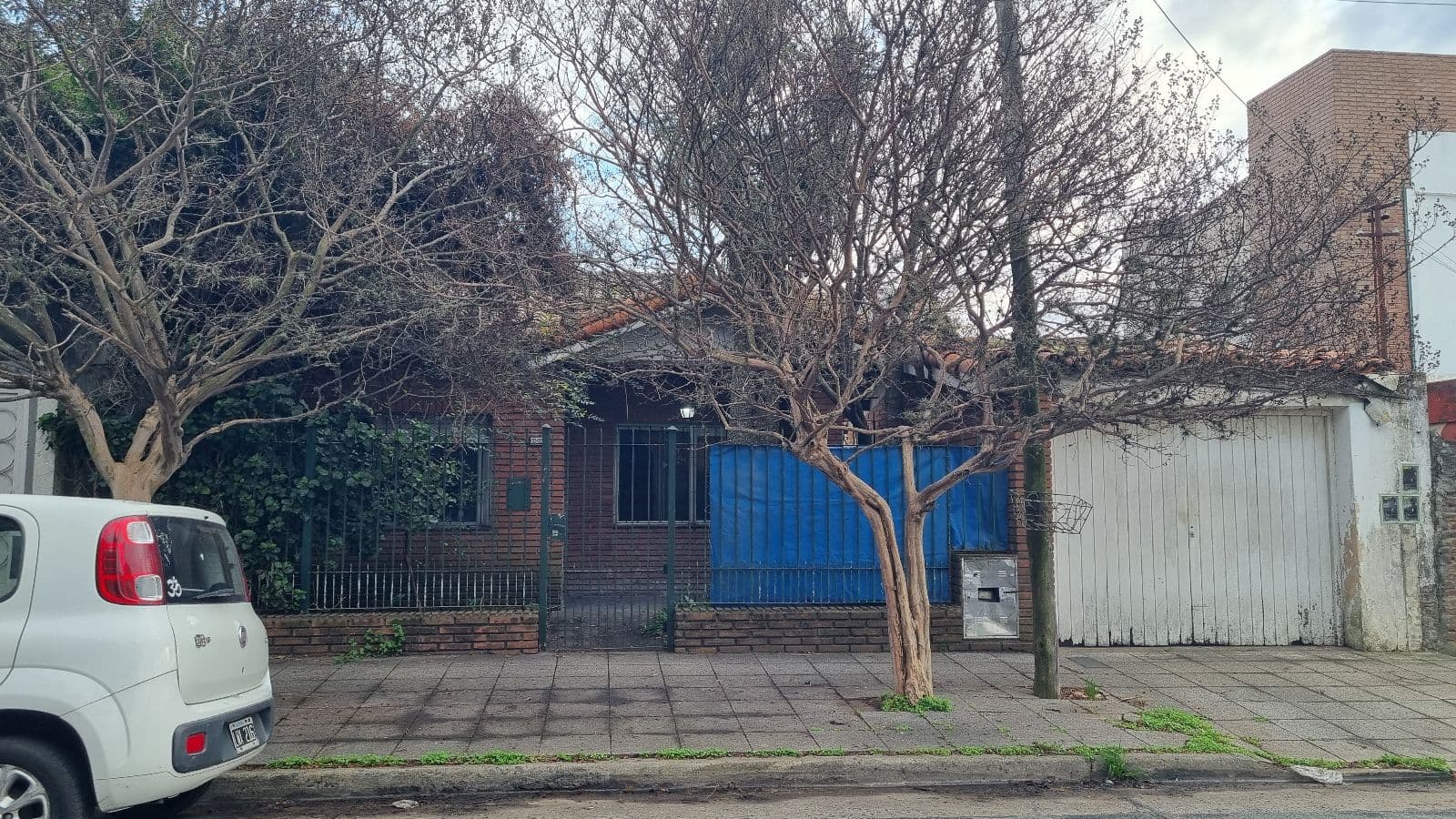 Casa 3 amb y medio, cochera y patio. APTO CRÉDITO