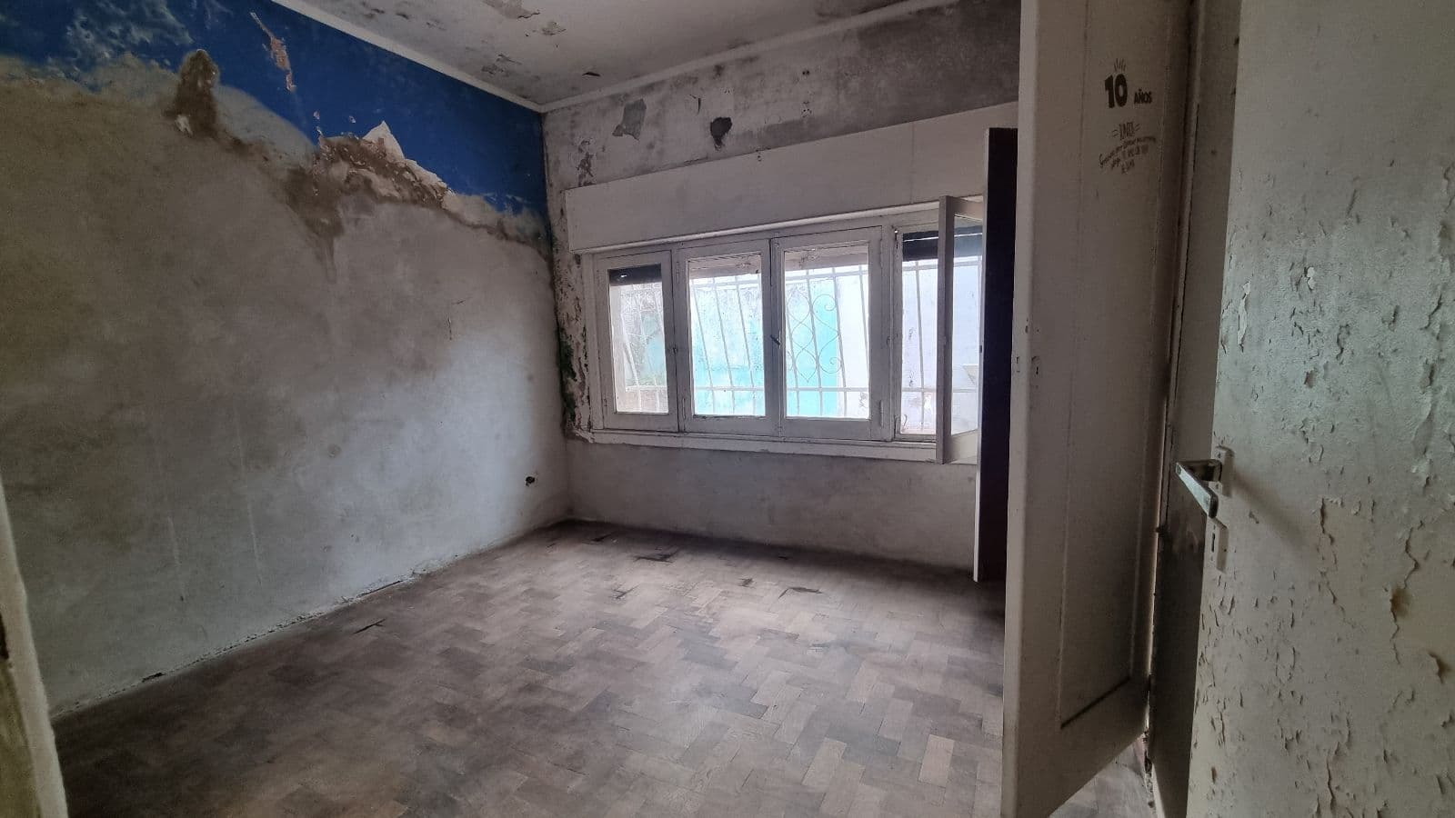 Casa 3 amb y medio, cochera y patio. APTO CRÉDITO