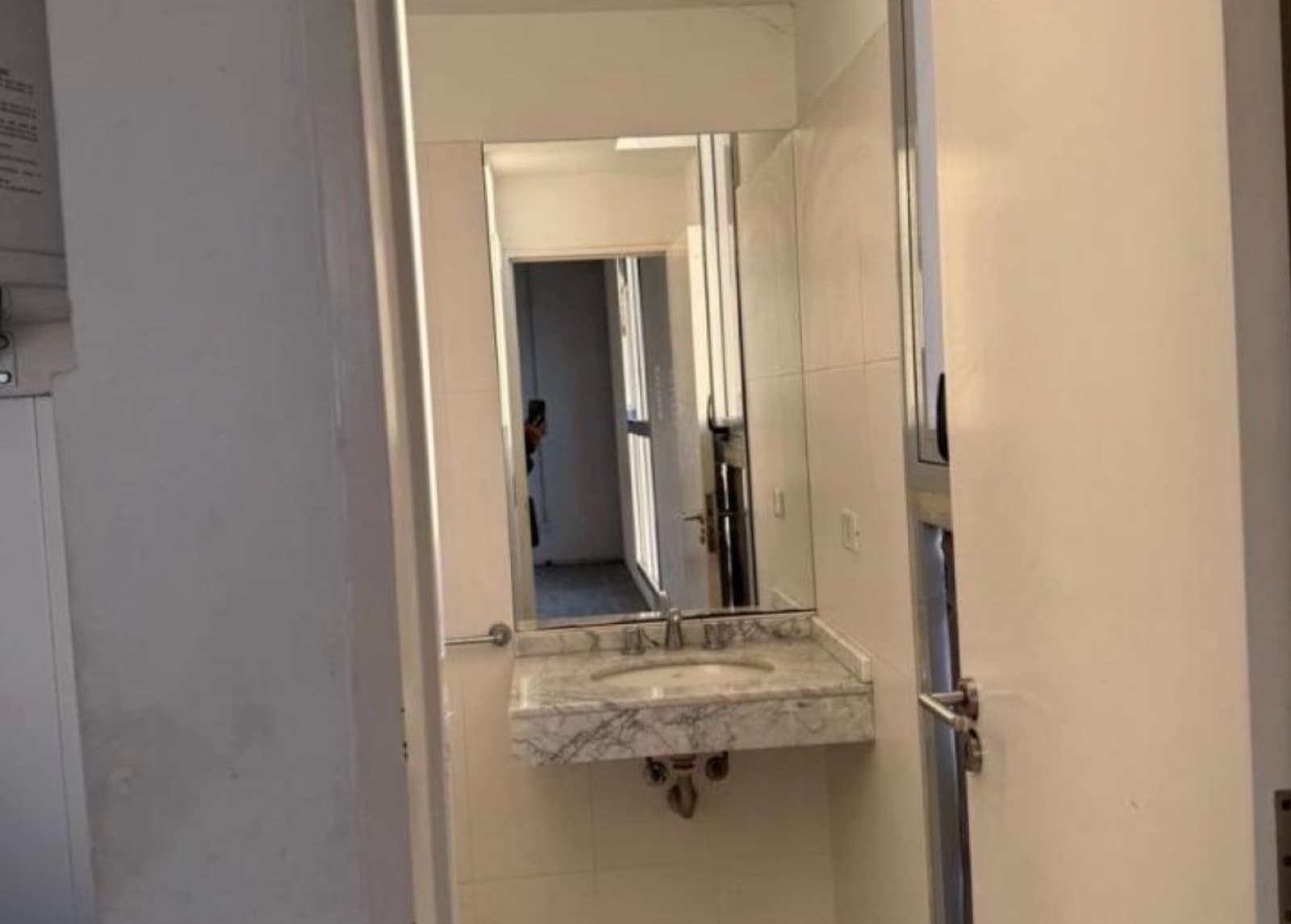 Office for Sale with Garage in Central Nuevo Tigre, Benavidez