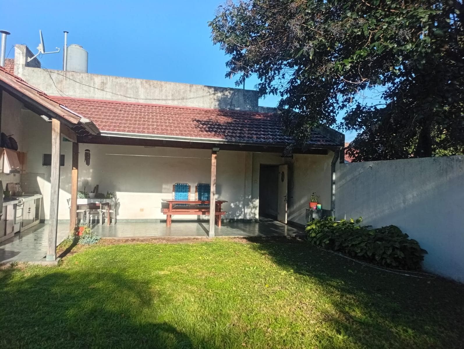 House in West Lanús
