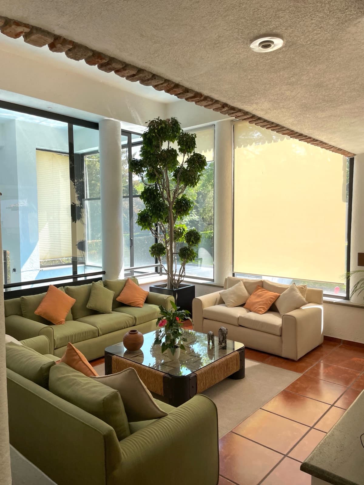 House - Esmeralda Area