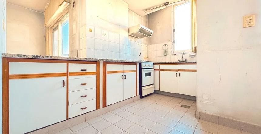 3-BEDROOM APARTMENT FOR SALE IN LA PLATA