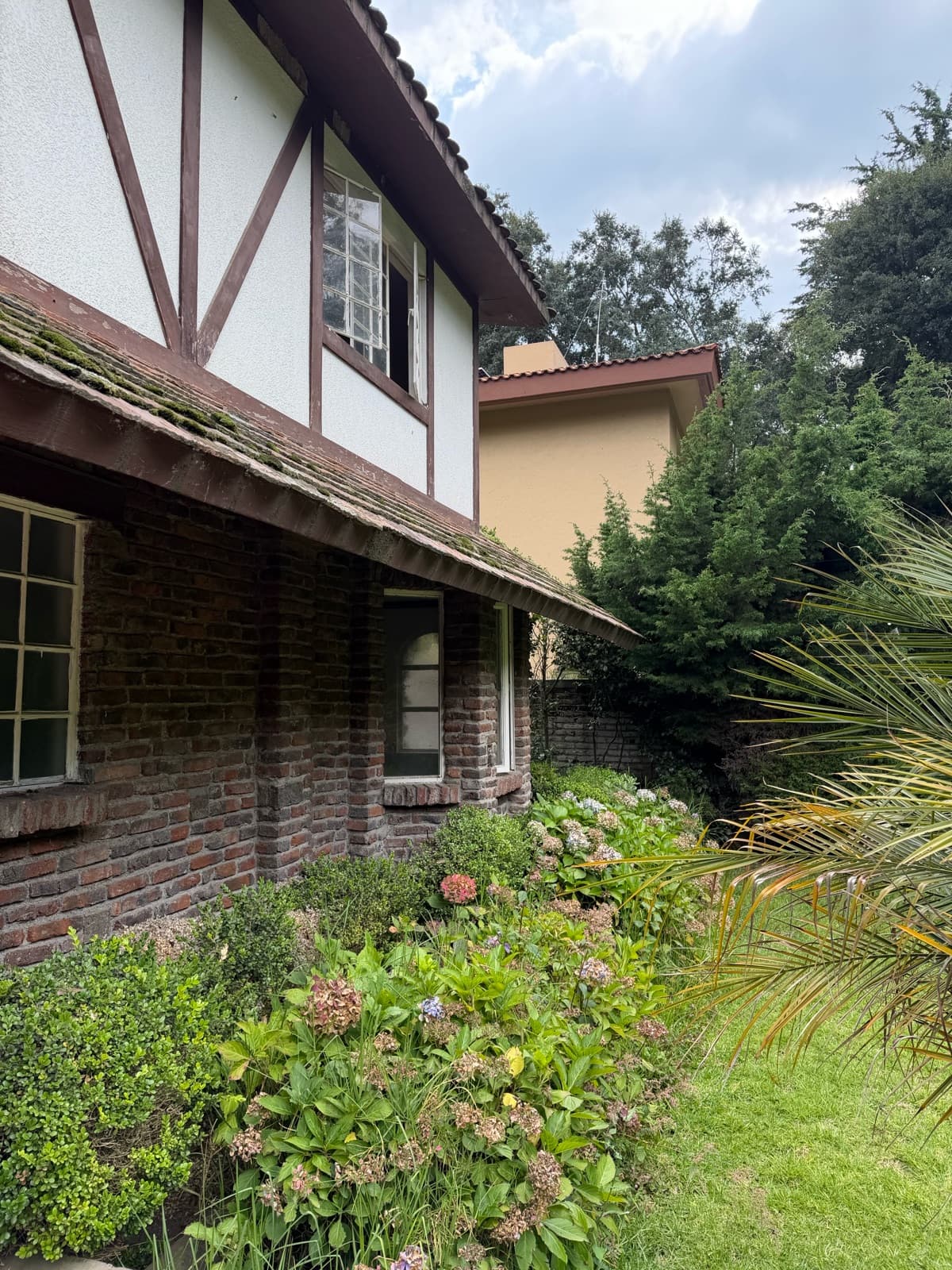 House - Esmeralda Area