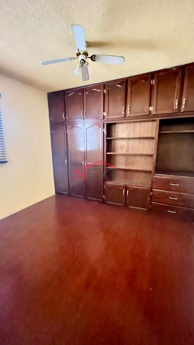 HOUSE FOR SALE IN THE PRADOS DEL SOL NEIGHBORHOOD