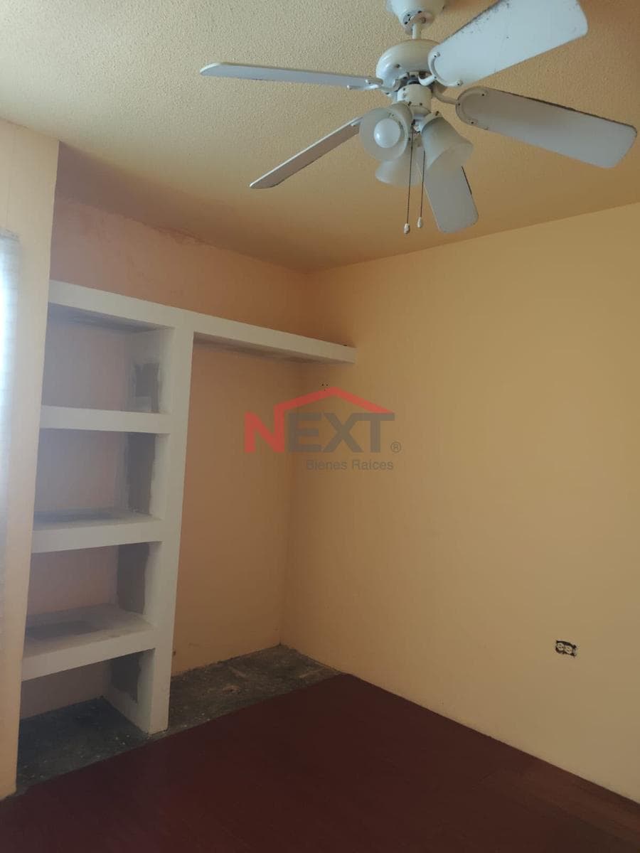 HOUSE FOR SALE IN THE PRADOS DEL SOL NEIGHBORHOOD