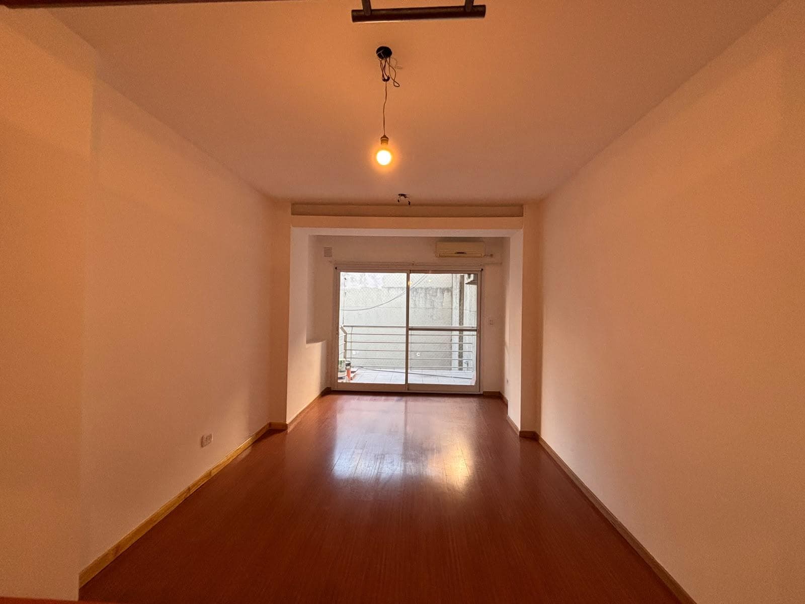 3-Room Apartment for Rent with Balcony and Garage on C/Balcon in Villa Urquiza