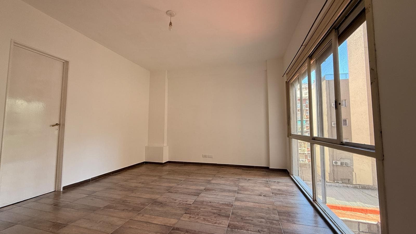 FOR SALE IN ALMAGRO: STUDIO APARTMENT, SUITABLE FOR PROFESSIONALS