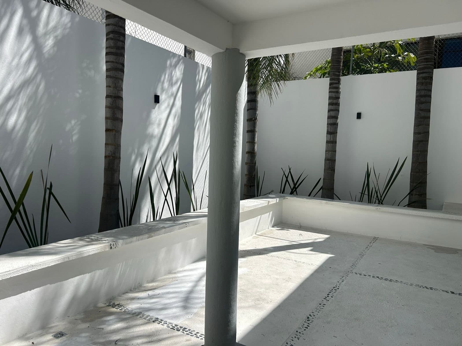 House - Los Calicantos Subdivision