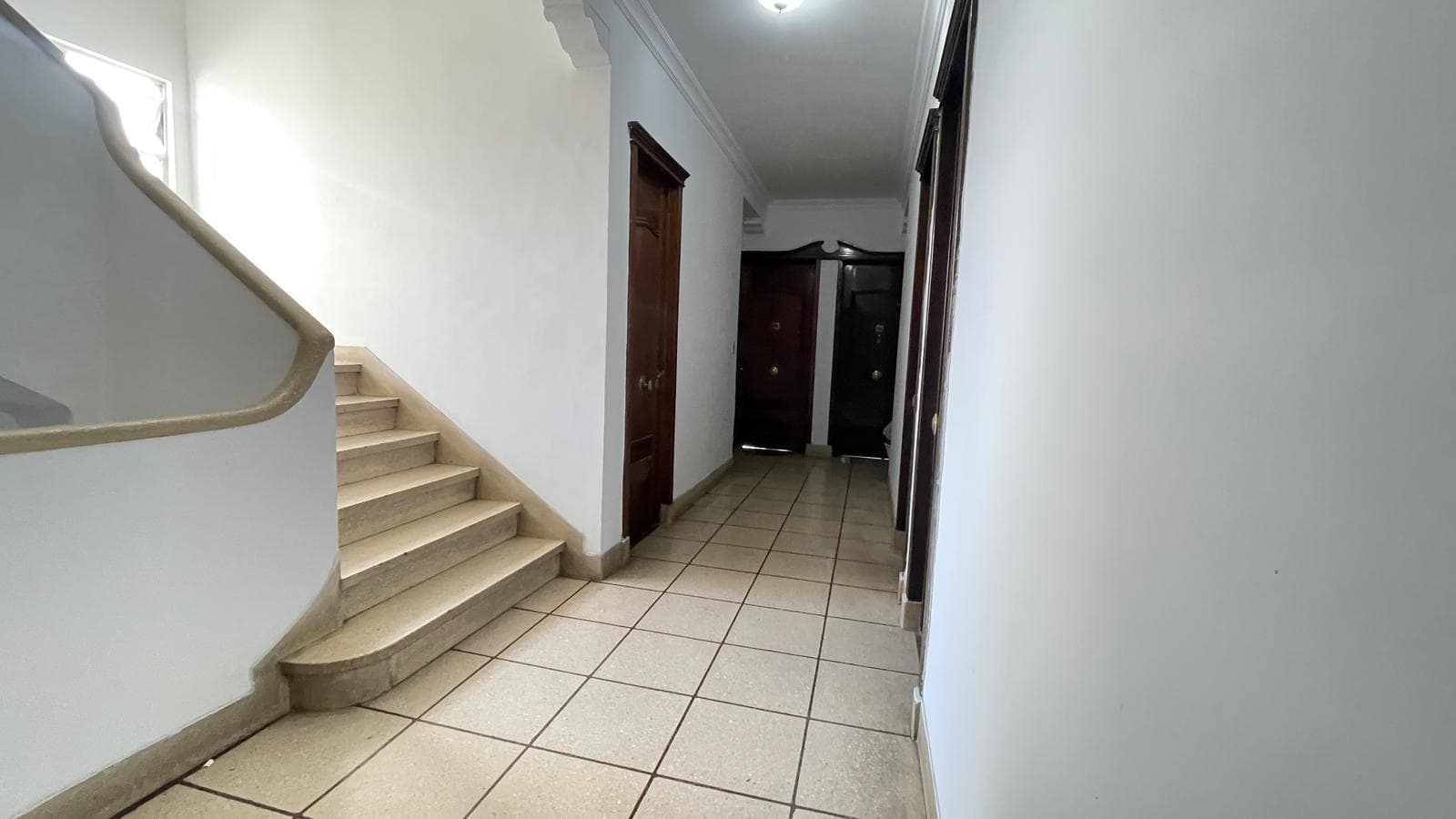 3-room apartment facing the street with a wrap-around balcony in a historic building | Boedo | For Sale