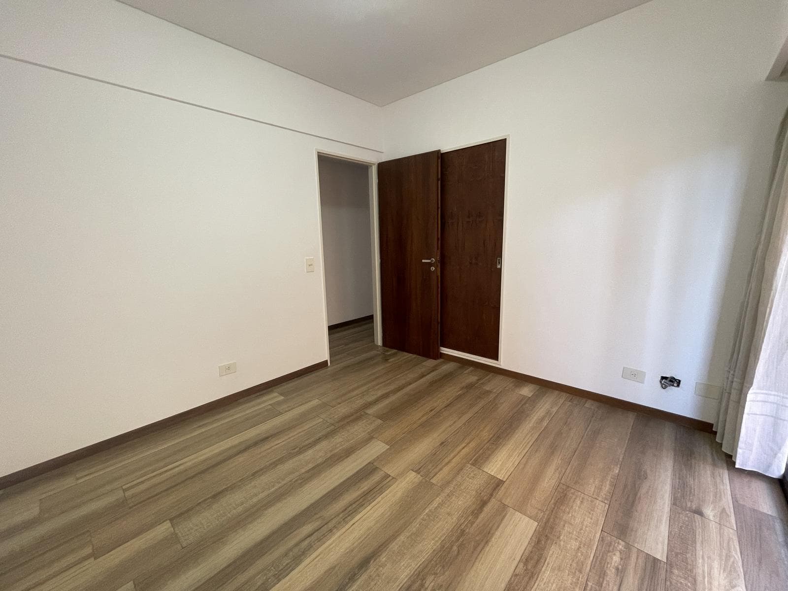 EXCLUSIVE RENTAL APARTMENT: 200 m² · 5 ROOMS + MAID'S QUARTERS AND GARAGE IN SAN ISIDRO