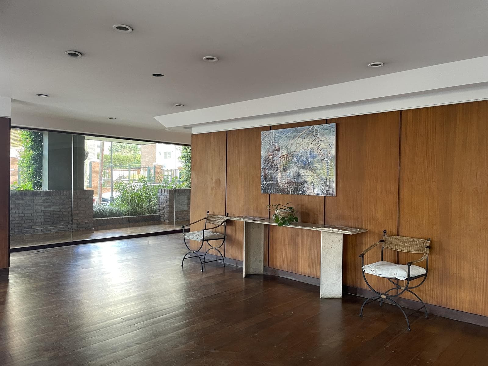 EXCLUSIVE RENTAL APARTMENT: 200 m² · 5 ROOMS + MAID'S QUARTERS AND GARAGE IN SAN ISIDRO