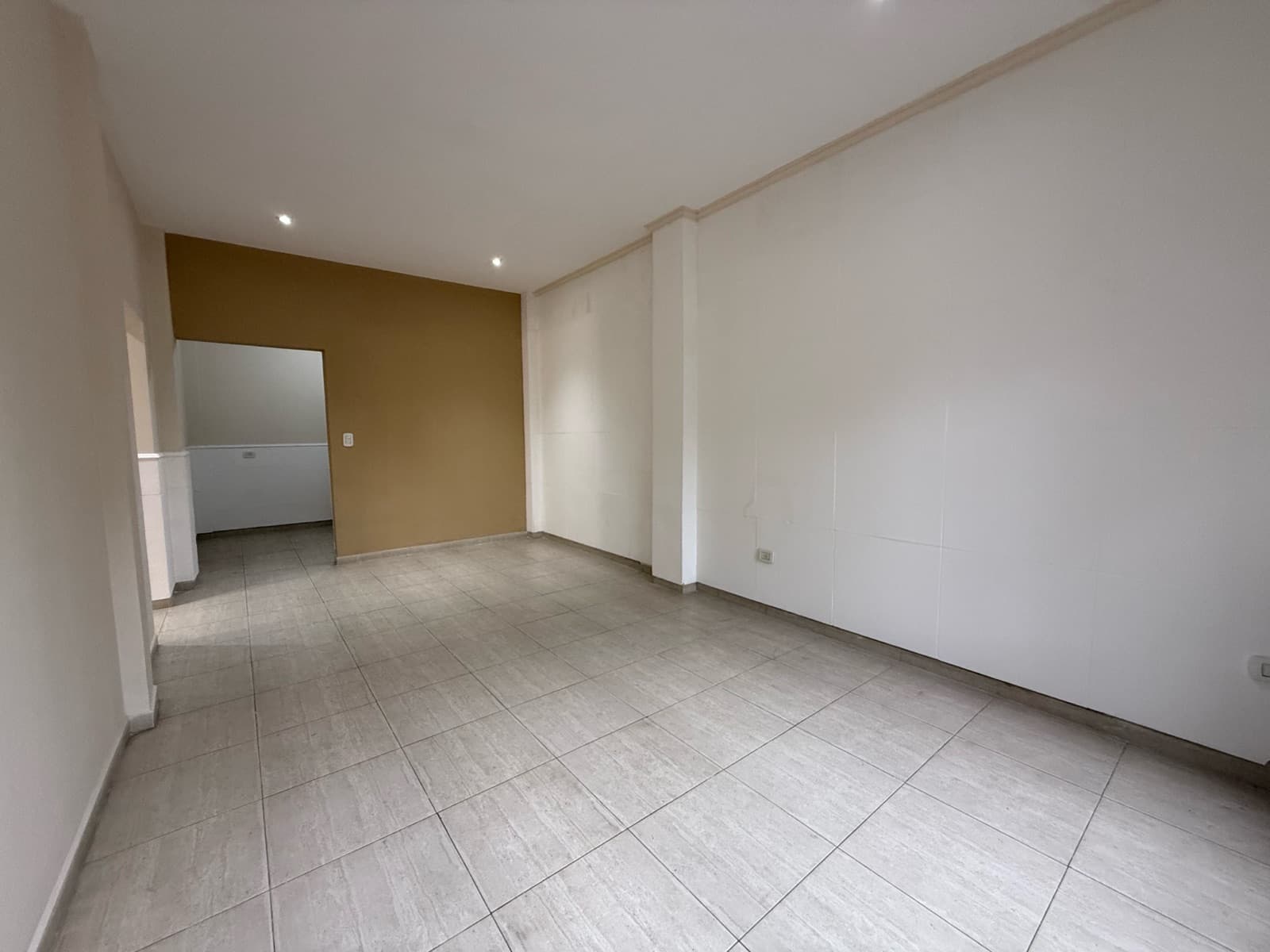 2-Bedroom Rental in Ituzaingo Norte