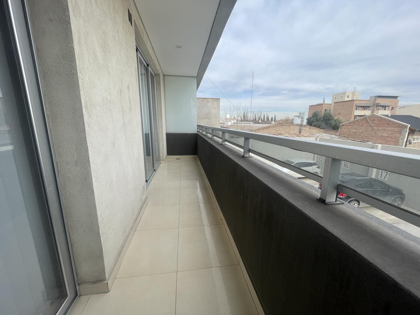 Two-bedroom apartment with a balcony