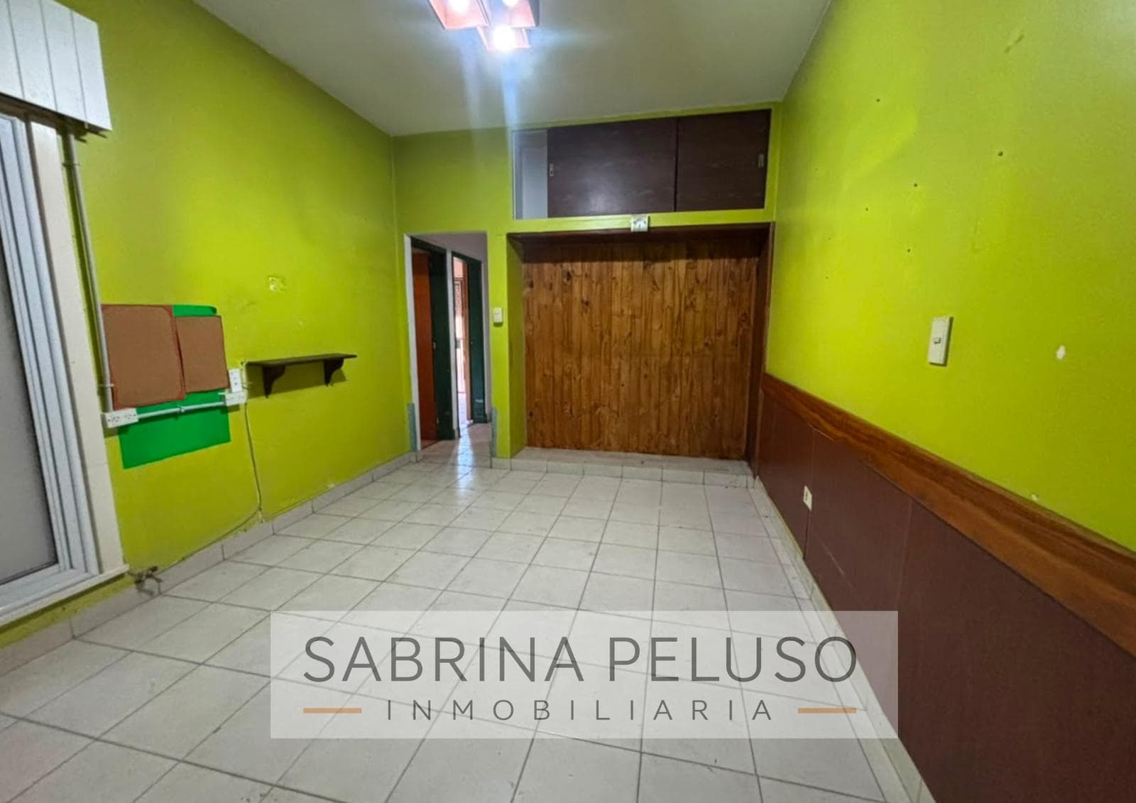 3-Room Apartment for Sale in Downtown Moreno
