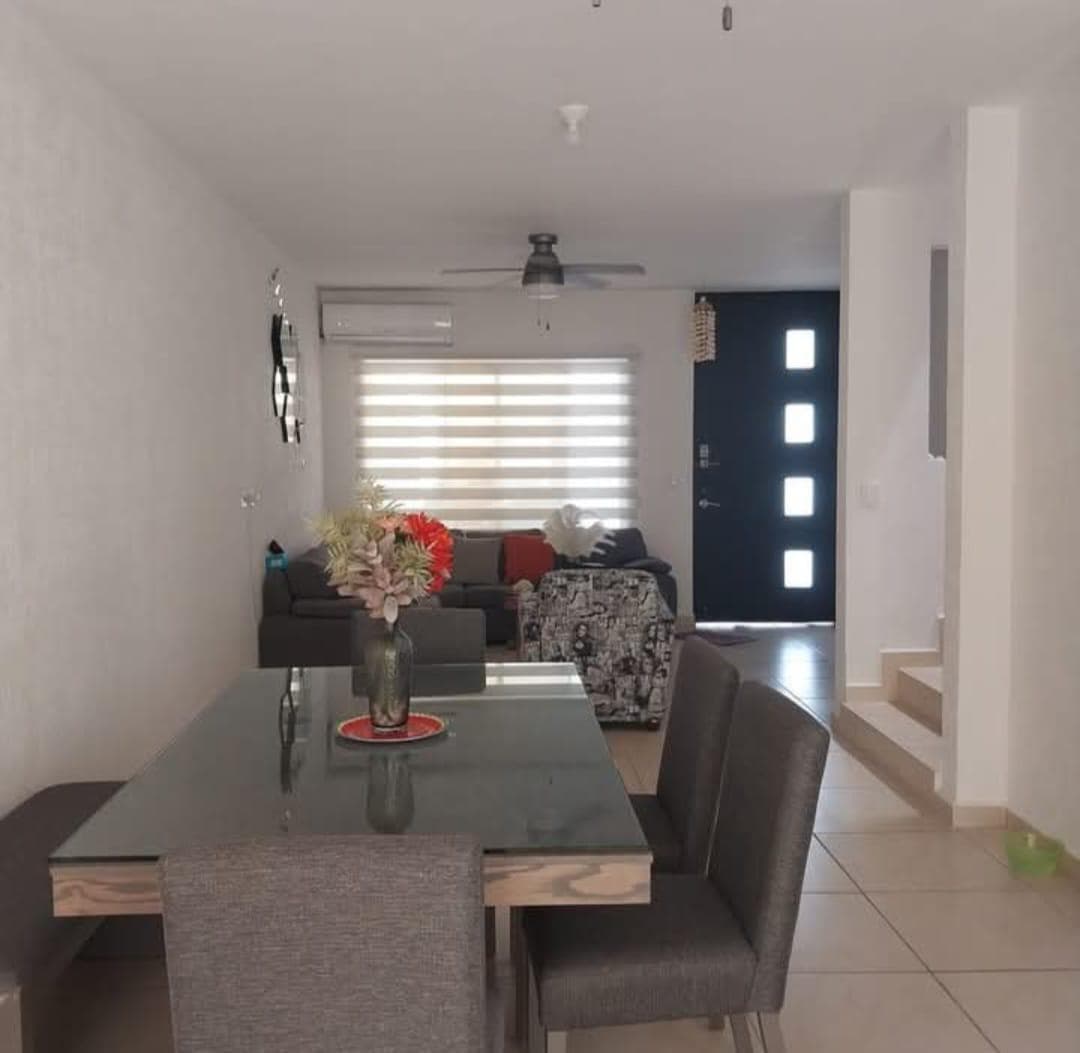 CASA EN VENTA RESIDENCIAL JARDINES DEL SUR 4 AV 135 CANCUN ZONA SUR