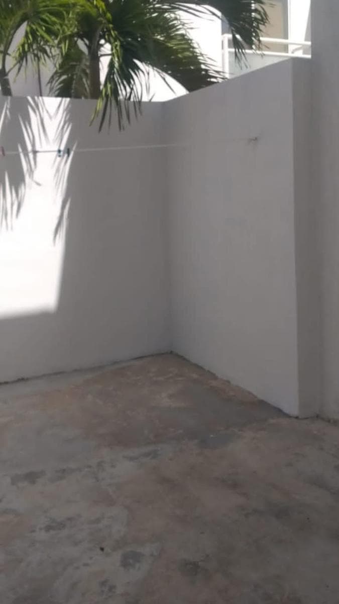 CASA EN VENTA RESIDENCIAL JARDINES DEL SUR 4 AV 135 CANCUN ZONA SUR